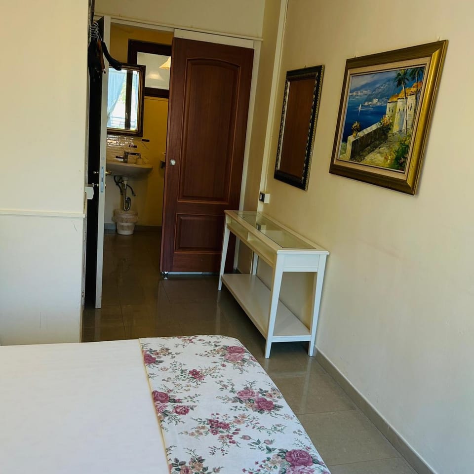 DANTE & GRIMM APARTAMeNT Bed and Breakfast in Matera