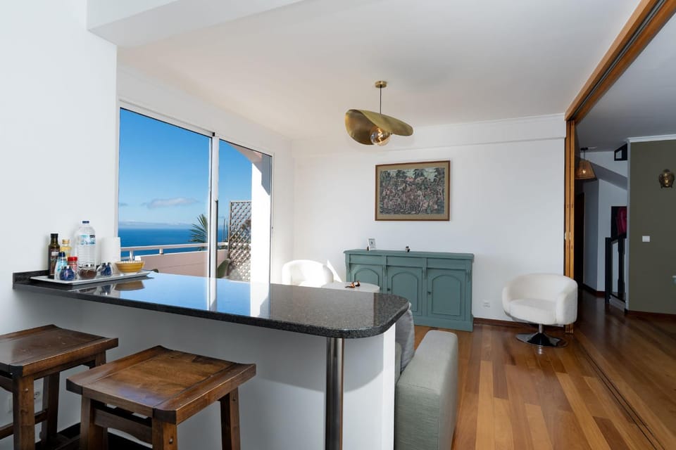 Jezebel's View by LovelyStay Apartment in Caniço