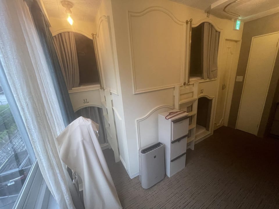 六本木ホステル Hostel in Kanagawa Prefecture