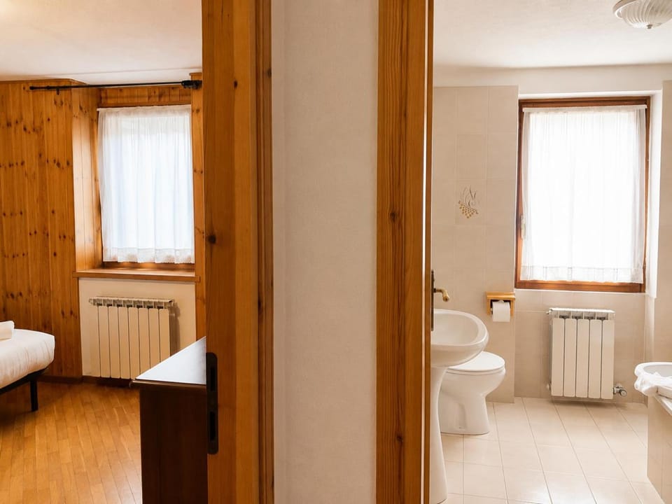 Bathroom, Bedroom