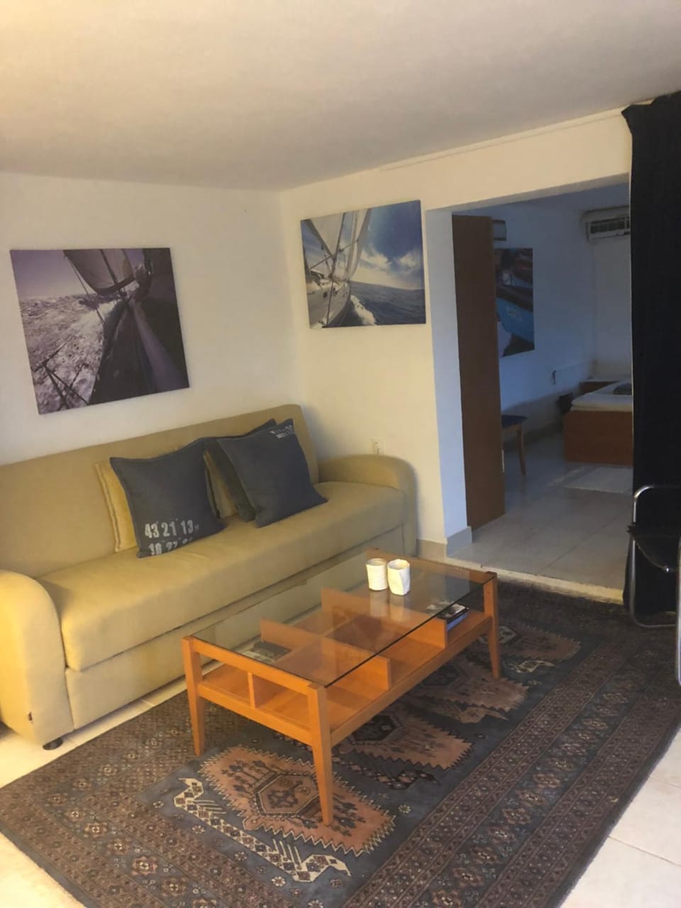 Seating area