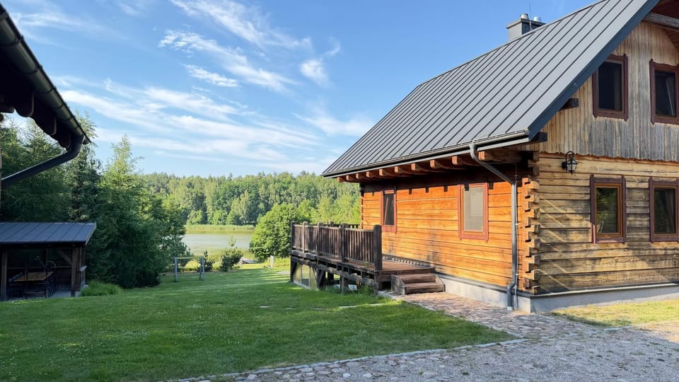 Property building, Garden view, Lake view