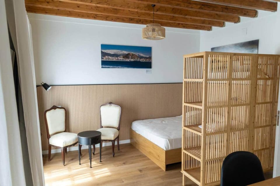Apartamento Suite-Studio 6 Teatro24 Apartment in Alicante