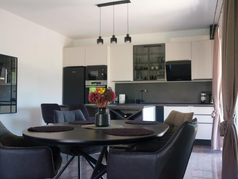 Amalija Apartment in Murter