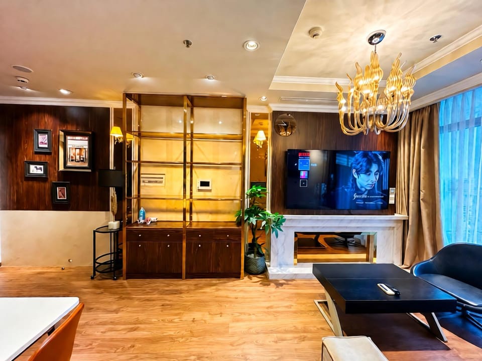 CĂN HỘ CAO CẤP LANDMARKS - APARTMENT VINHOMES CENTRAL PARK - Orin Luxstay Apartment in Ho Chi Minh City