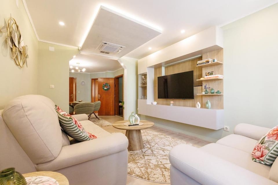 Modern apartment with a view of Pirin Apartment in Blagoevgrad Province