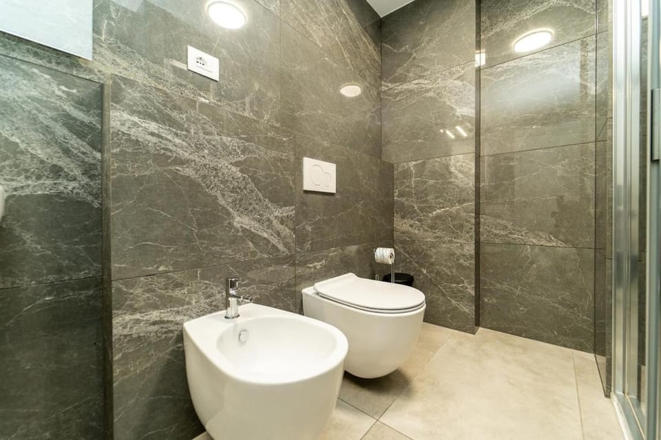 ImmobiliaRent - Santa Sofia apartment A Apartment in Milan