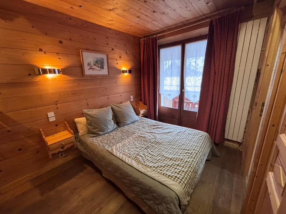 La Chambre Chez Marion 4 personnes Bed and Breakfast in Notre-Dame-de-Bellecombe