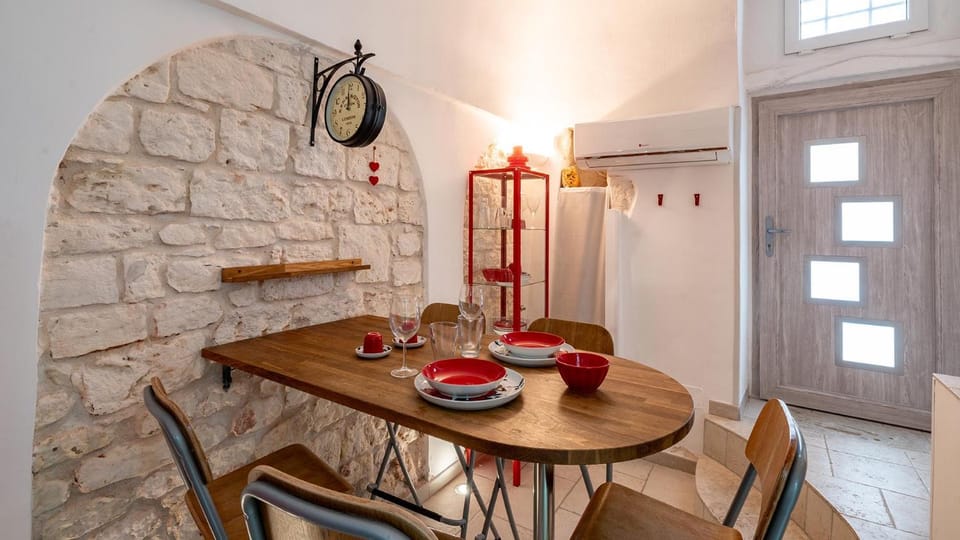 Dining area, air conditioner