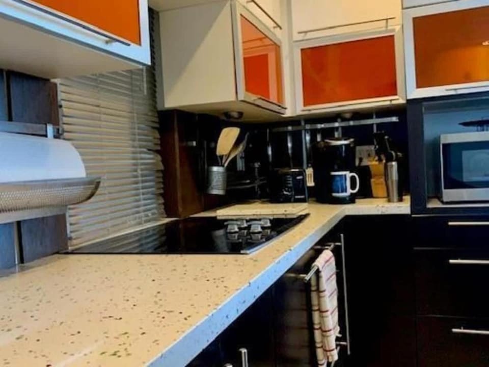 Waterfront Condo with Sunset Views Near the Broadwalk Apartment in Hollywood Beach