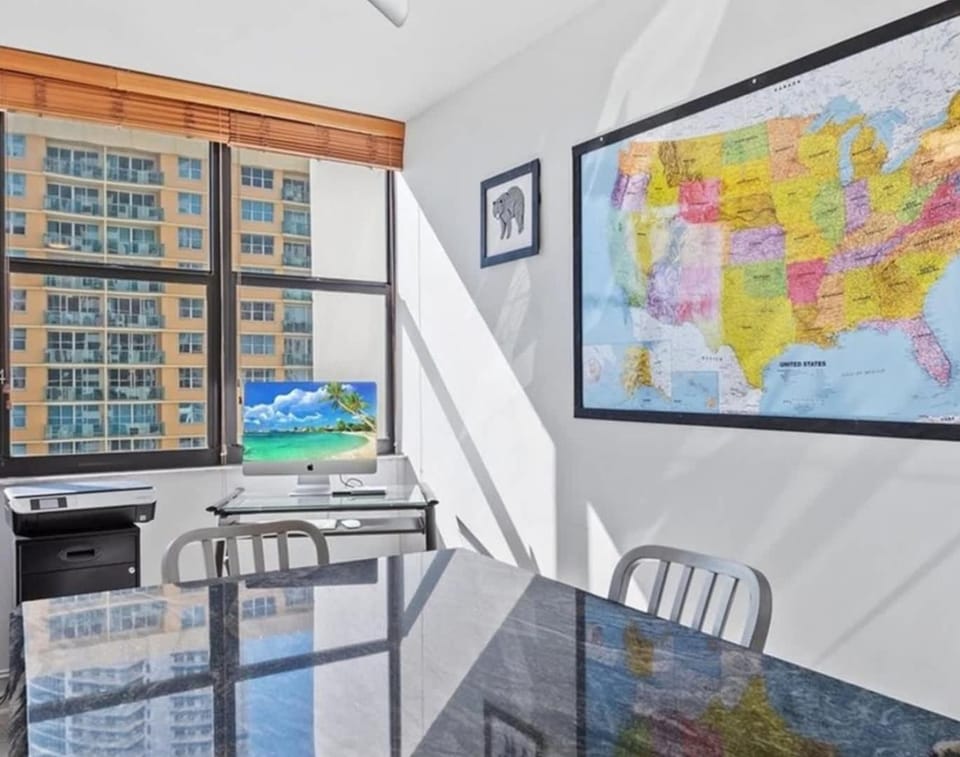 Two Bedroom Corner Condo with Ocean and Intracoastal Views Apartment in Hollywood Beach