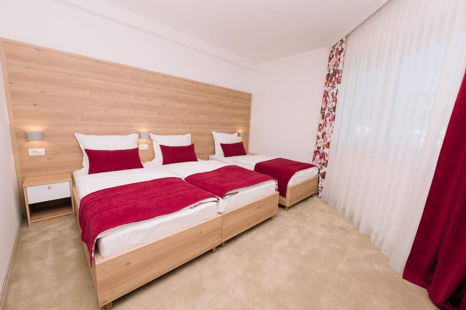 Sobe B&M Livno Apartment in Split-Dalmatia County