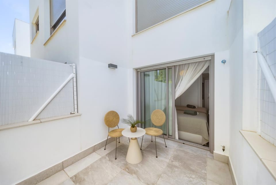 New apartment with a private garden and resort amenities Apartment in Costa del Sol