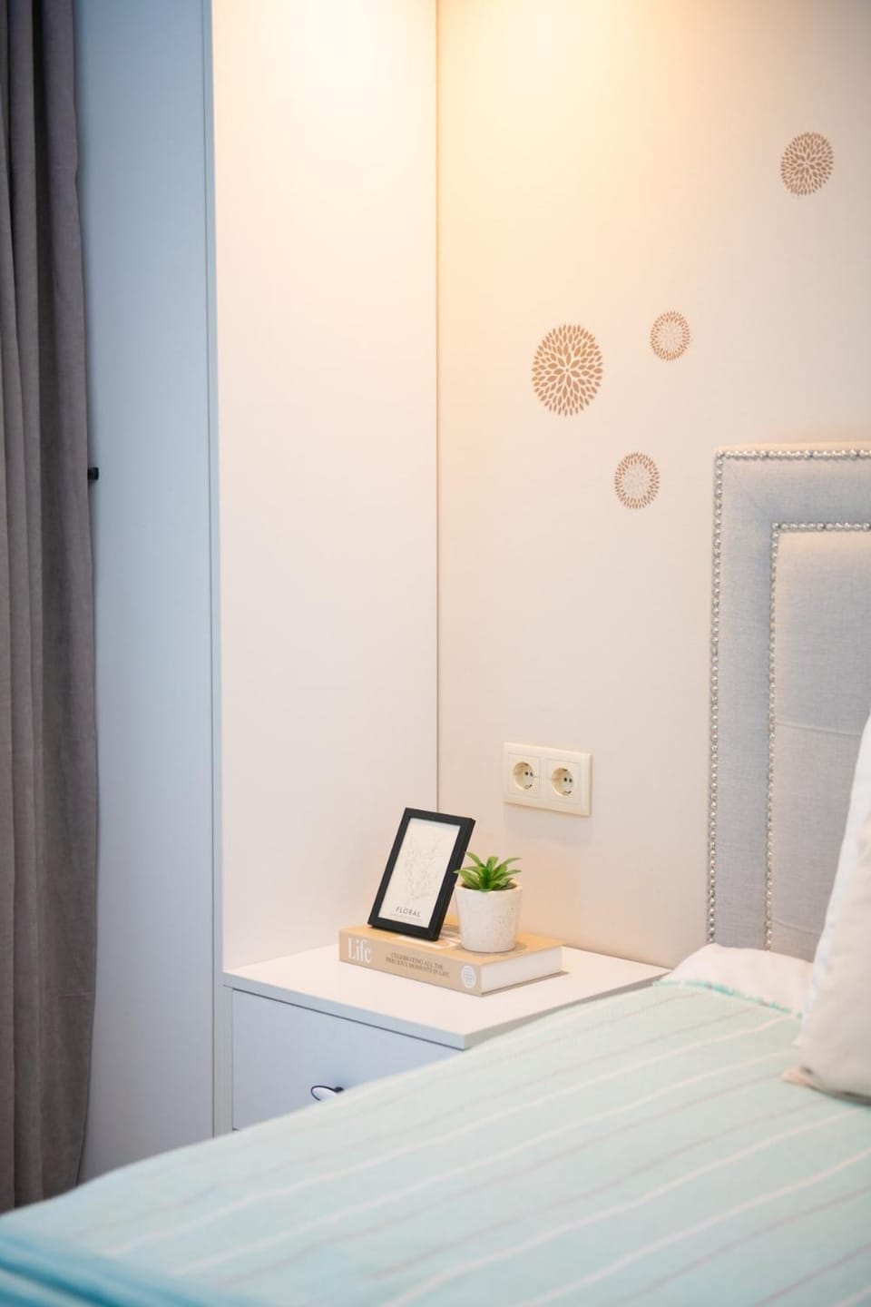 1 BR apartment with city view - Metro 5 min - Free Parking Apartment in Tbilisi, Georgia