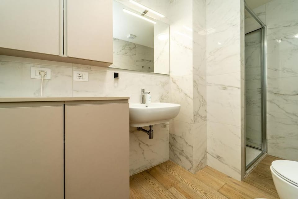 ImmobiliaRent Santa Sofia Apartment B Apartment in Milan