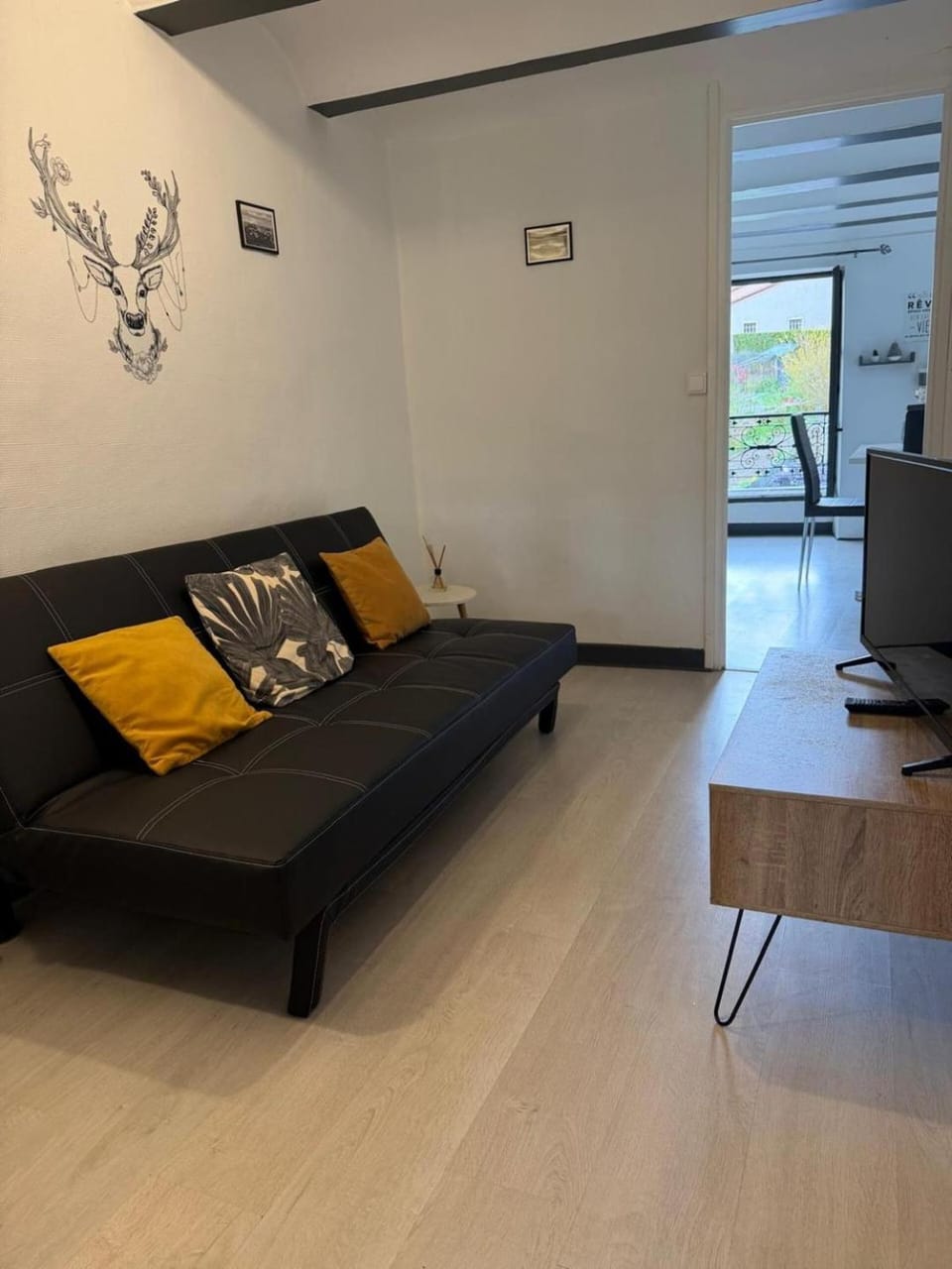 TV and multimedia, Living room