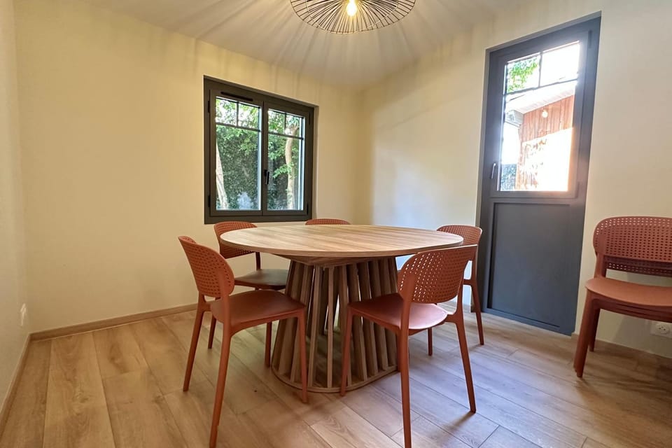 House for 8 with garden & terrace in Arcachon House in Arcachon