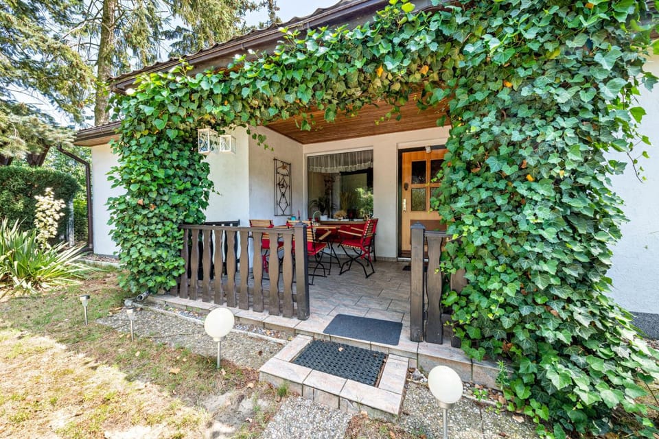 Bungalow an der Havel House in Brandenburg