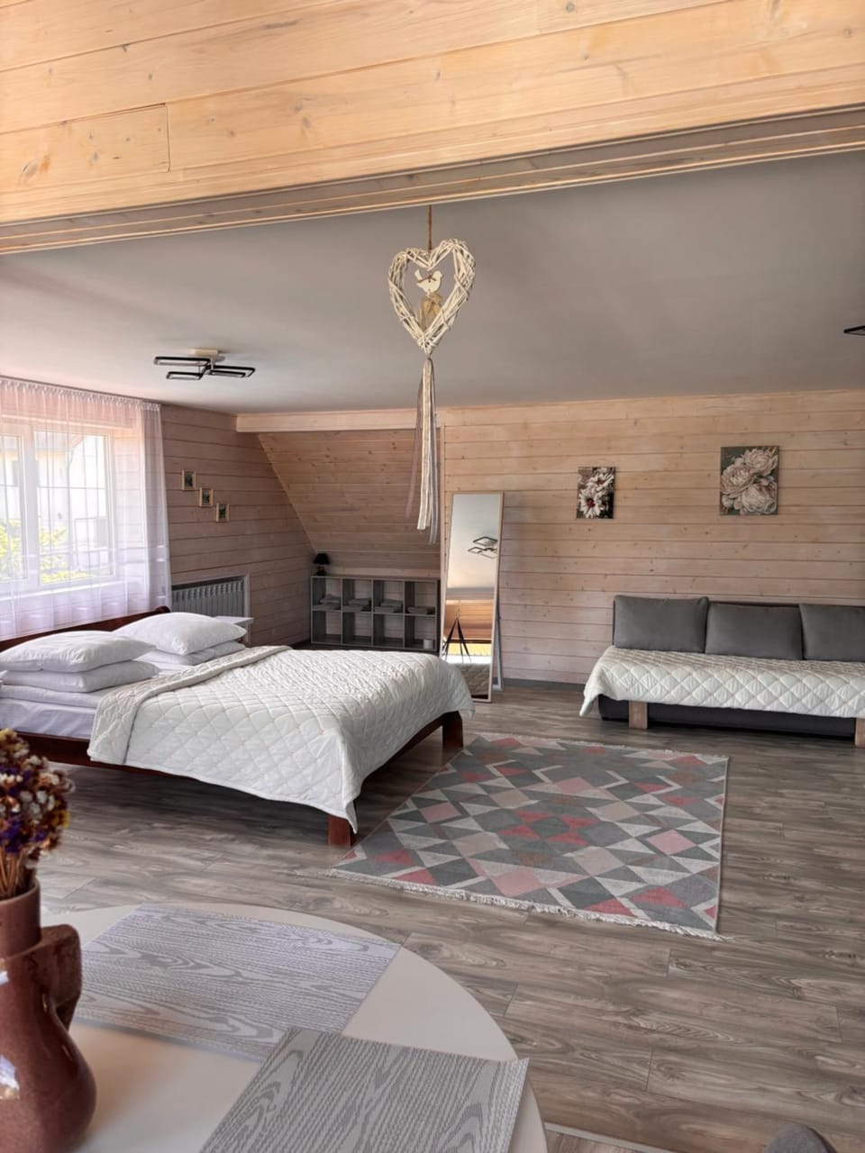 Гостьовий Будинок в Яремче Bed and Breakfast in Ukraine