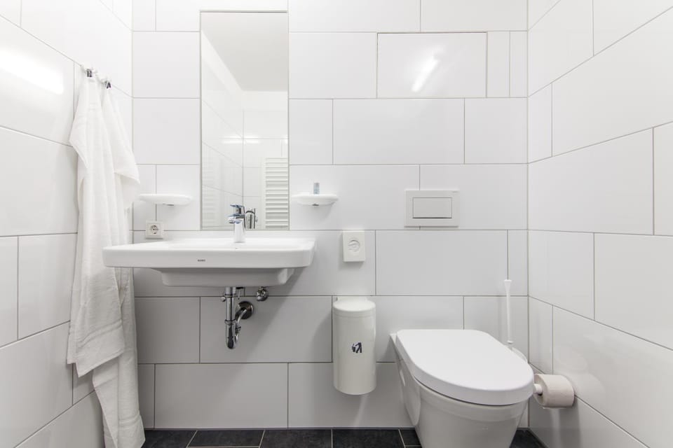 Bathroom, Photo of the whole room