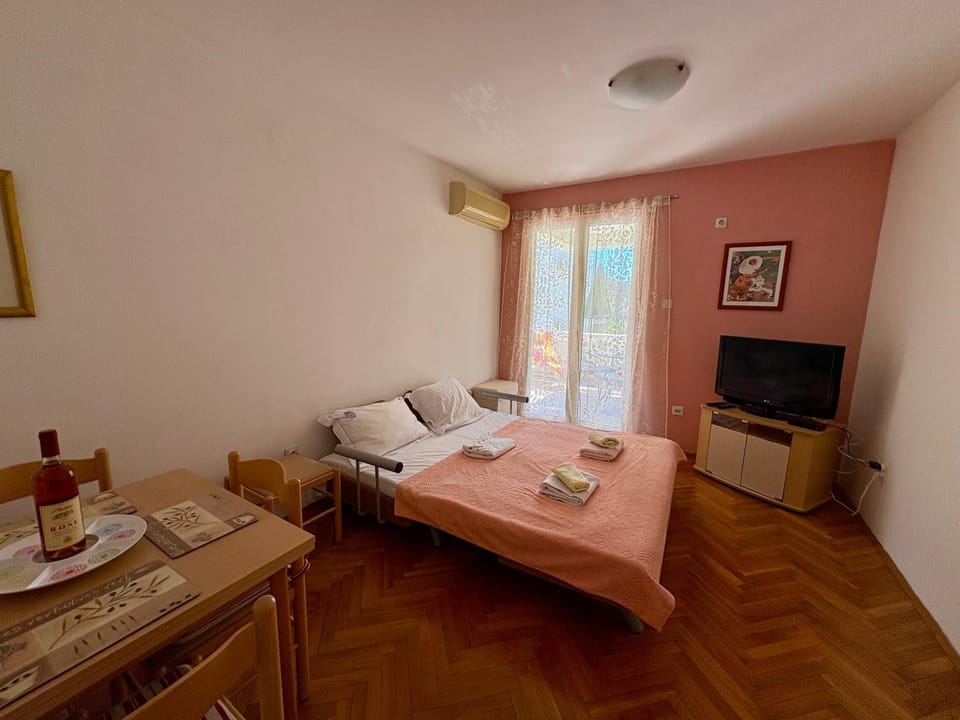 Njaro del Mar SM Apartment in Budva Municipality