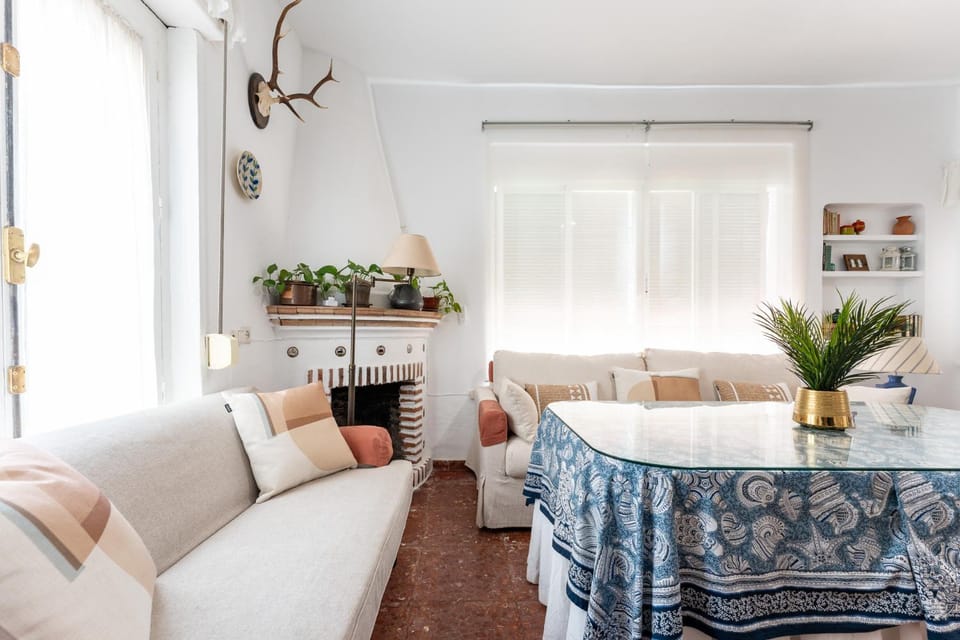 Living room, fireplace
