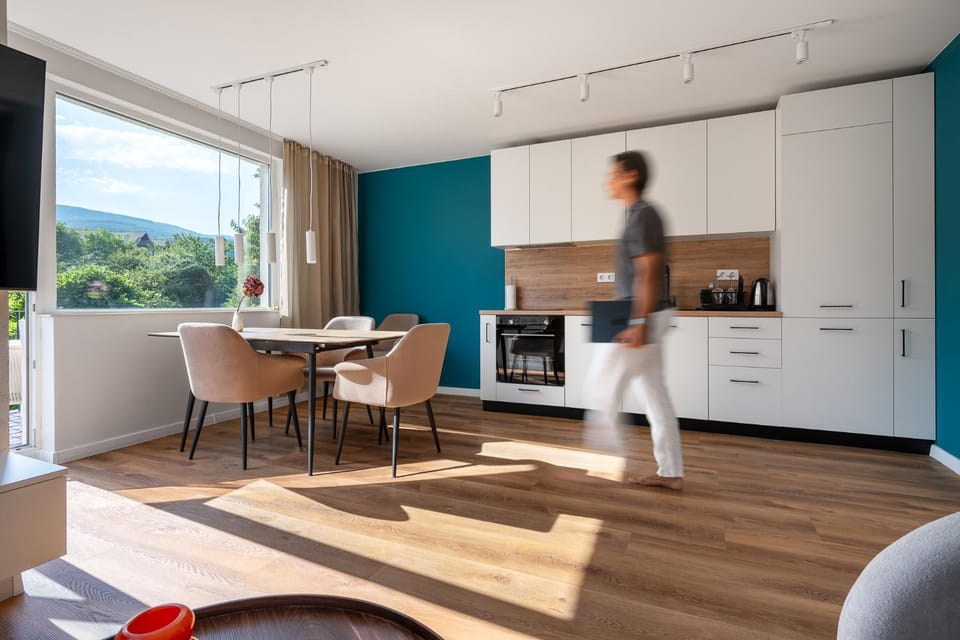 Kitchen or kitchenette, Living room, kitchen