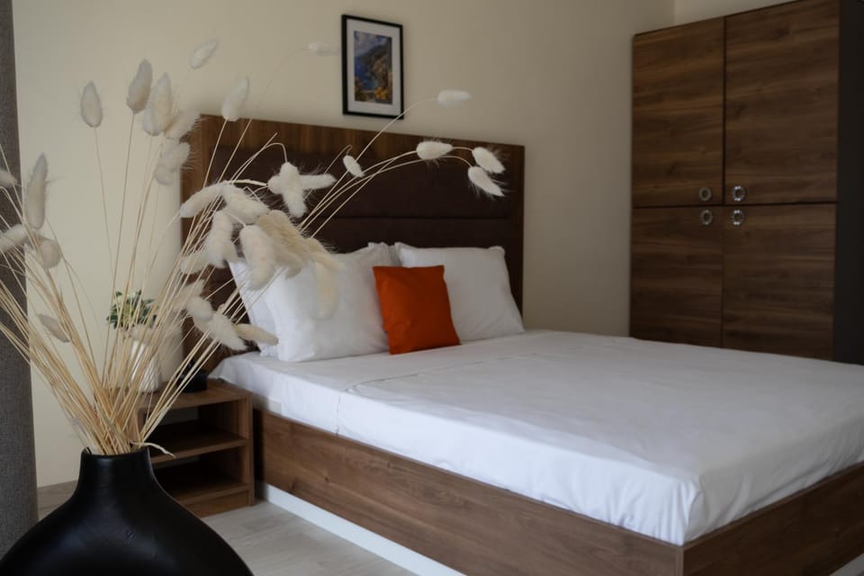 Bed, Photo of the whole room, Bedroom, wardrobe