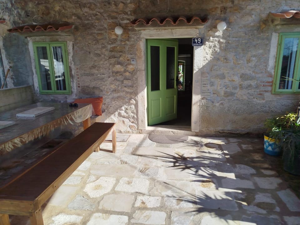 Balcony/Terrace, Dining area