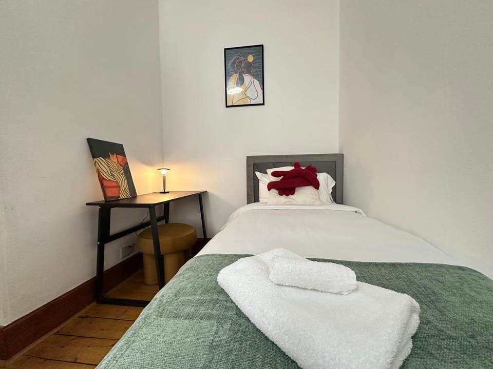 Elegant One Bedroom Apartment Apartment in Edinburgh