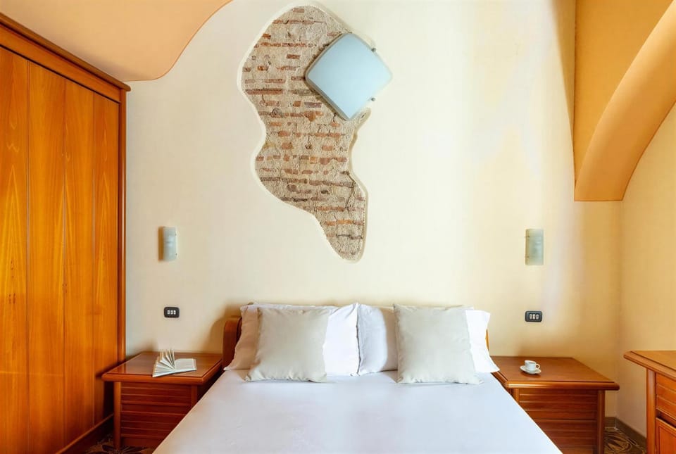 Decorative detail, Bedroom