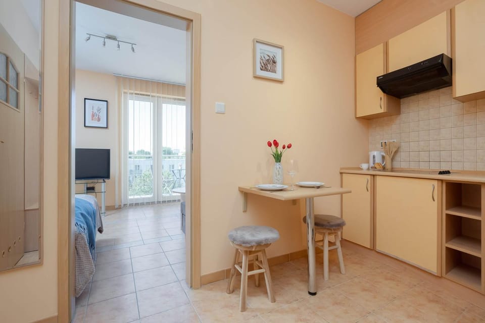 TV and multimedia, Kitchen or kitchenette, Dining area