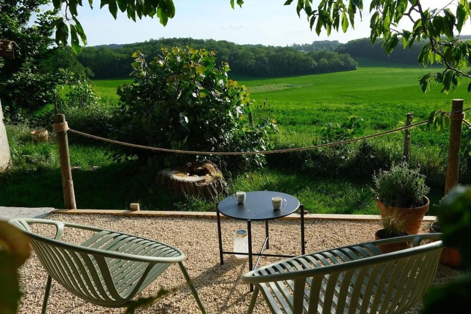 Une Terrasse sur les Coteaux Vue, calme, nature House in Villeneuve-sur-Lot