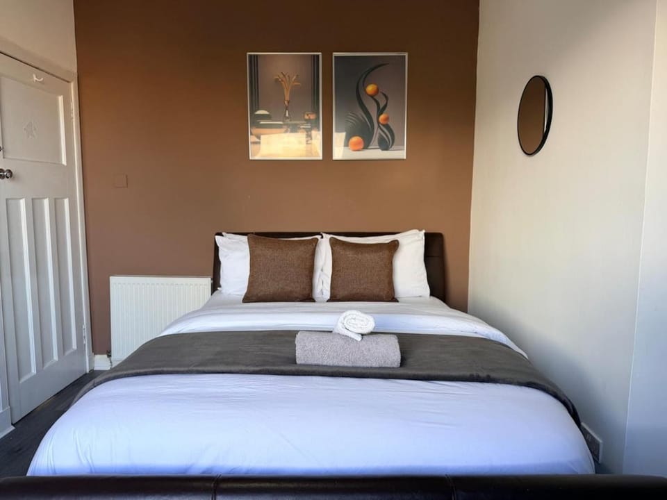 Spacious 4-bed house, minutes from Arthur's Seat House in Edinburgh