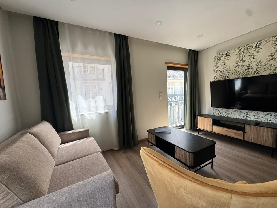 Communal lounge/ TV room, air conditioner