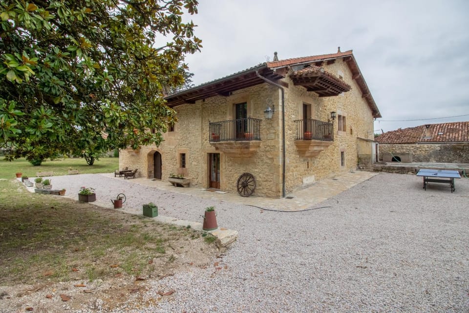 La Casona De Cabanzón House in Western coast of Cantabria
