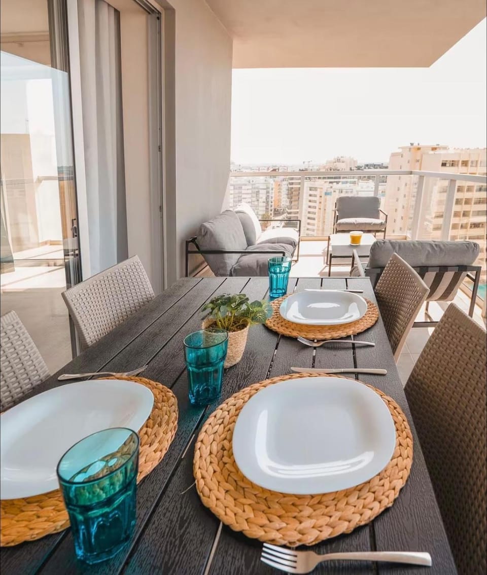 Day, View (from property/room), Balcony/Terrace, Living room, Seating area, Dining area