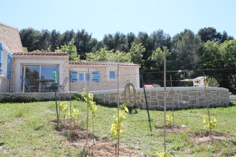 Appartement en pleine nature - Piscine Apartment in Rognes