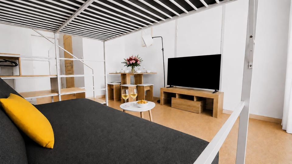 Studio cosy rénové à Agde avec piscine Apartment in Agde