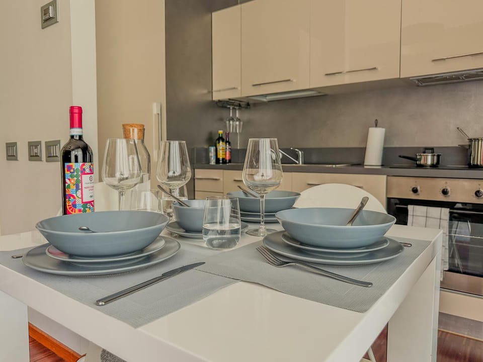 Dining area, Lunch, Dinner, kitchen