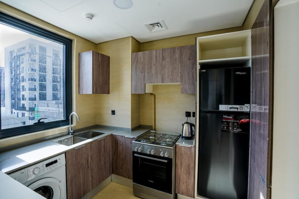 Contemporary 1BR Heart of Dubai Metro Nearby Apartment in Dubai