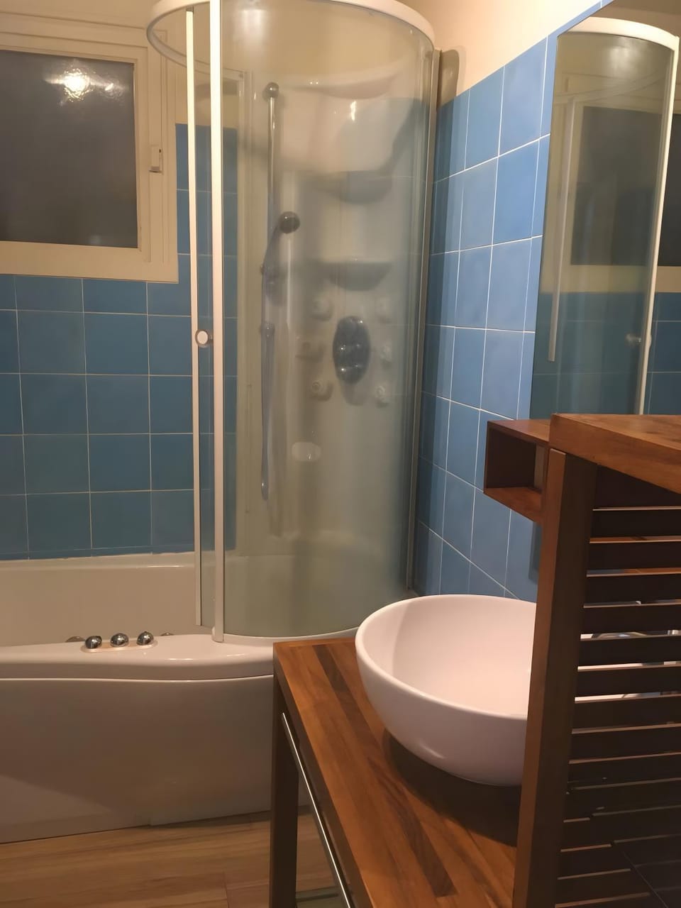 Bathroom, Living room