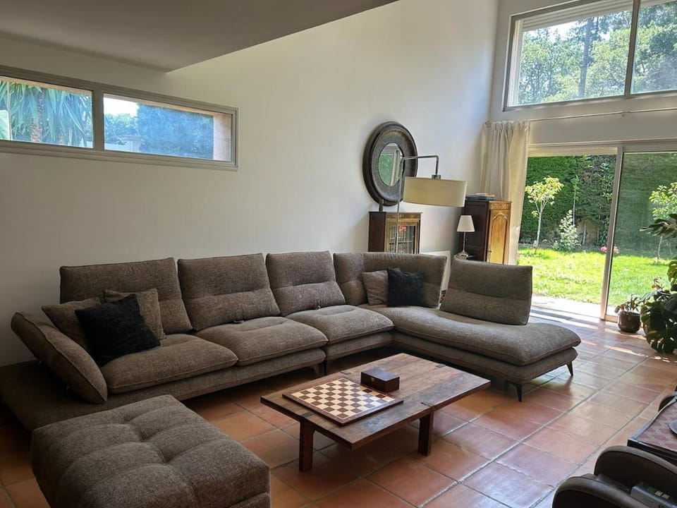 La Villa Eucalyptus, Swimming Pool & Riviera Garden Villa in Antibes