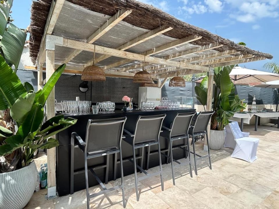 La Villa Eucalyptus, Swimming Pool & Riviera Garden Villa in Antibes