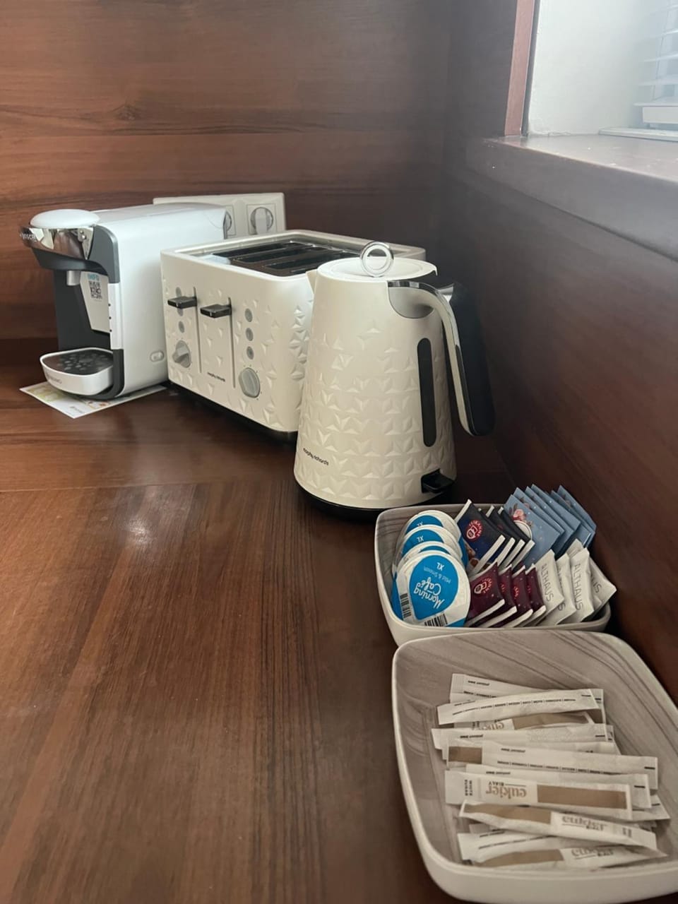 Coffee/tea facilities