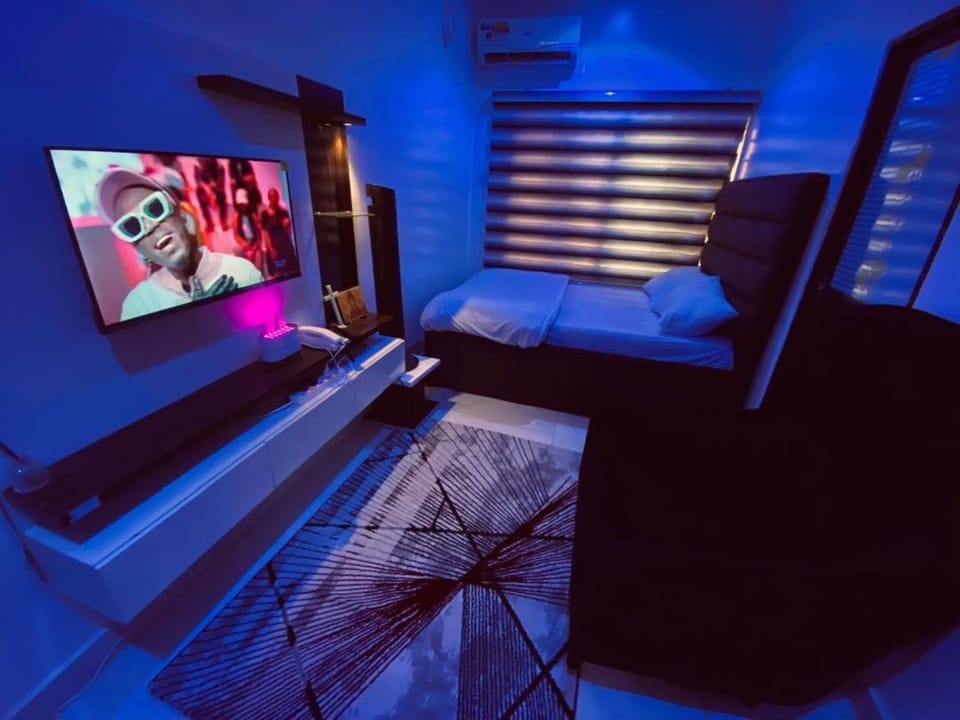 Sheylex Apartments Bed and Breakfast in Abuja