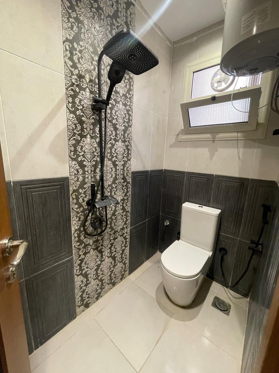 Modern furniture studio gamaat eldwl 1 Apartment in Egypt