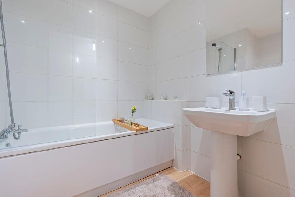 Vida Luxe, Modern 1BR Apartment - Sleeps 4 Apartment in London Borough of Southwark