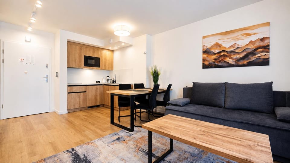 Kitchen or kitchenette, Living room, Seating area, Dining area, stove