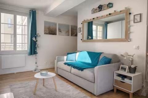 Studio Calme Centre-ville -5' Gare RER A-25' Paris Apartment in Saint-Germain-en-Laye